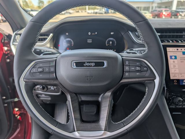 2025 Jeep Grand Cherokee Limited photo 22