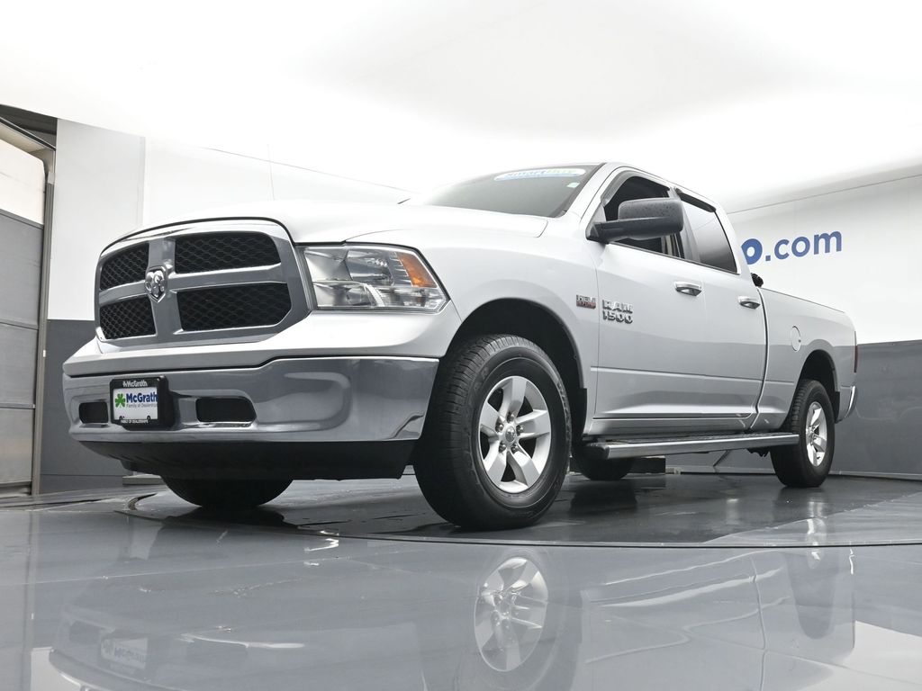 2018 Ram 1500 SLT photo 4