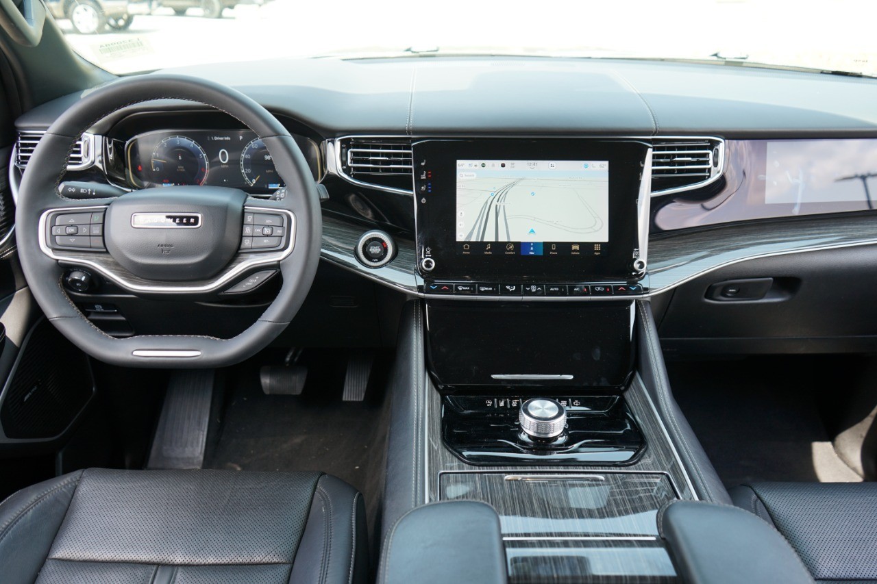 2022 Jeep Wagoneer Series II photo 29