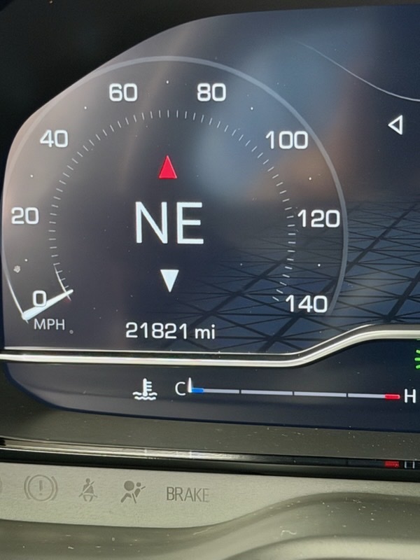 2024 GMC Yukon Denali's photo