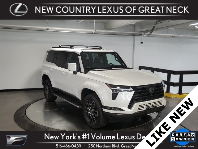 2024 Lexus GX Premium's photo