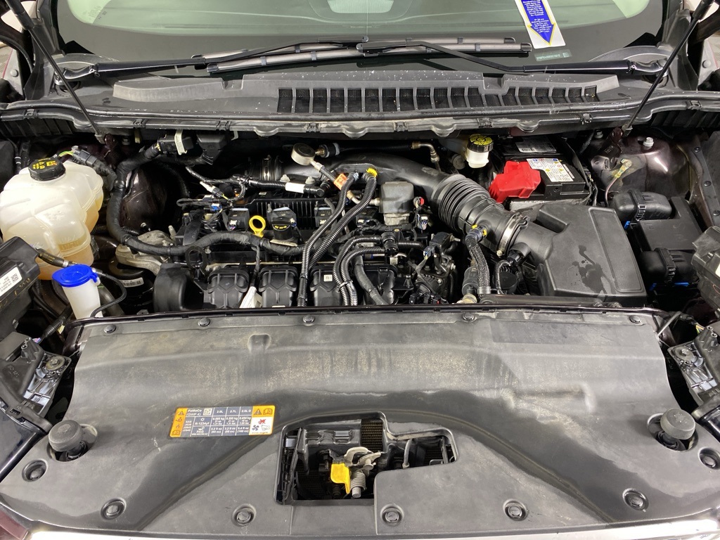 2019 Ford Edge SEL photo 3