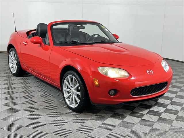 2007 Mazda MX-5 Miata Miata Grand Touring photo 2