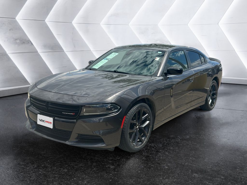 2022 Dodge Charger SXT photo 3