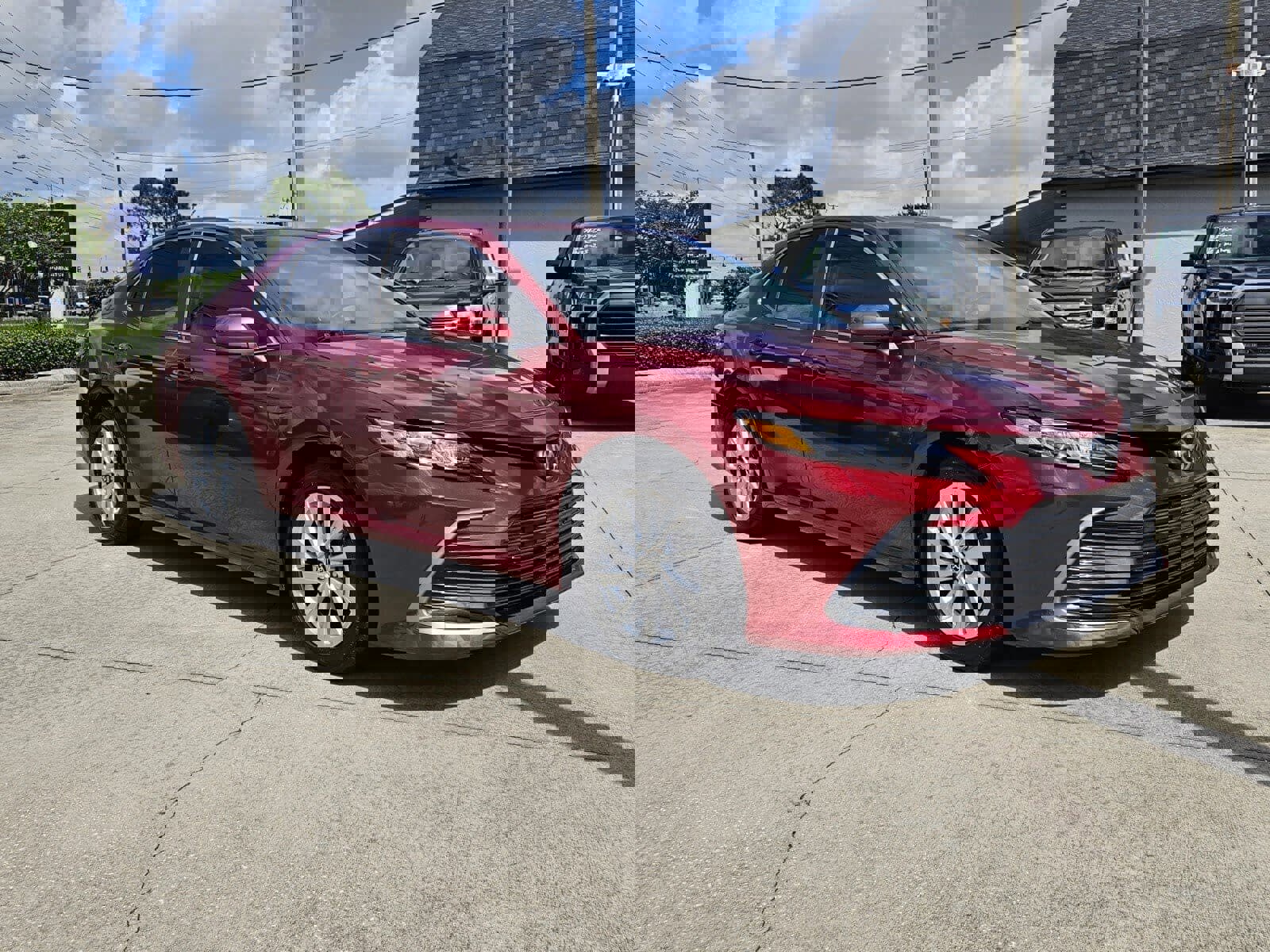 2021 Toyota Camry LE's photo