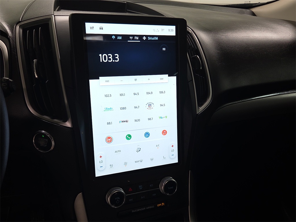2021 Ford Edge SEL photo 20