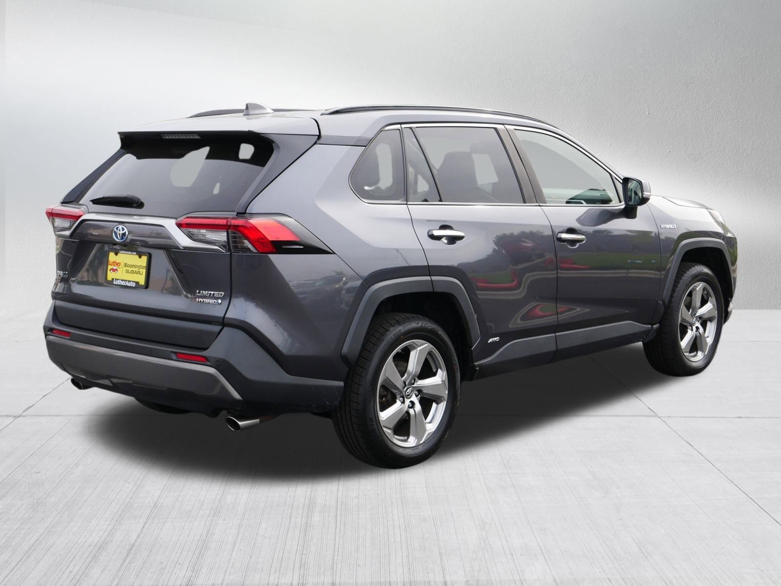 2019 Toyota RAV4 Hybrid Limited photo 4