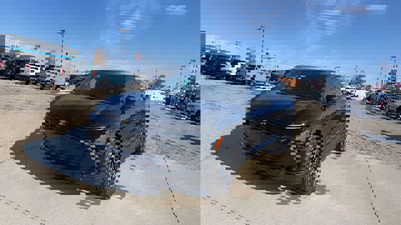 2026 Chevrolet Equinox EV 1LT photo 3