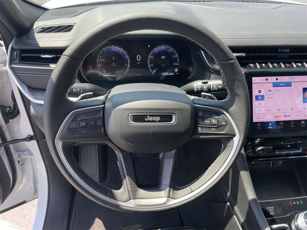 2025 Jeep Grand Cherokee Limited photo 27