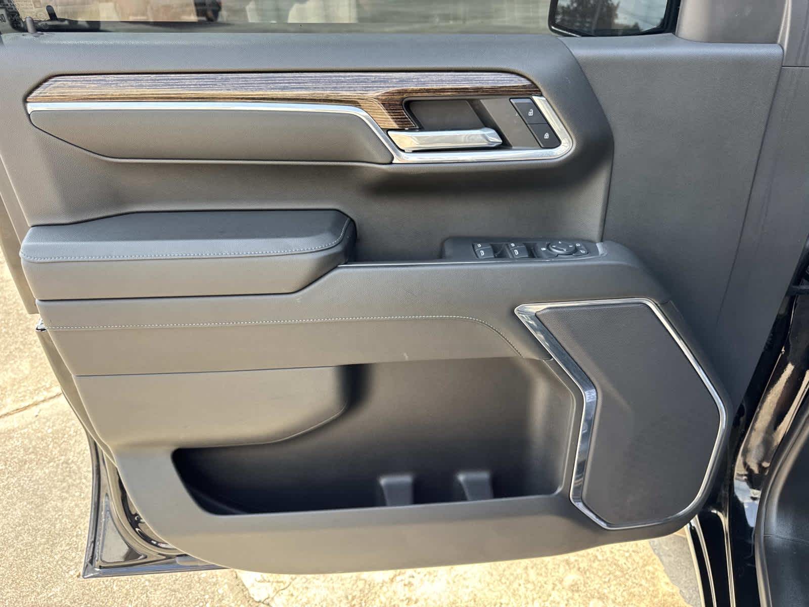 2024 Gmc Sierra 1500 Elevation photo 31