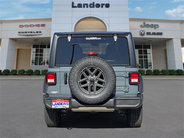 2025 Jeep Wrangler Sport S photo 4