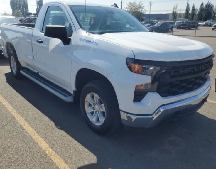 2024 Chevrolet Silverado 1500 photo 2