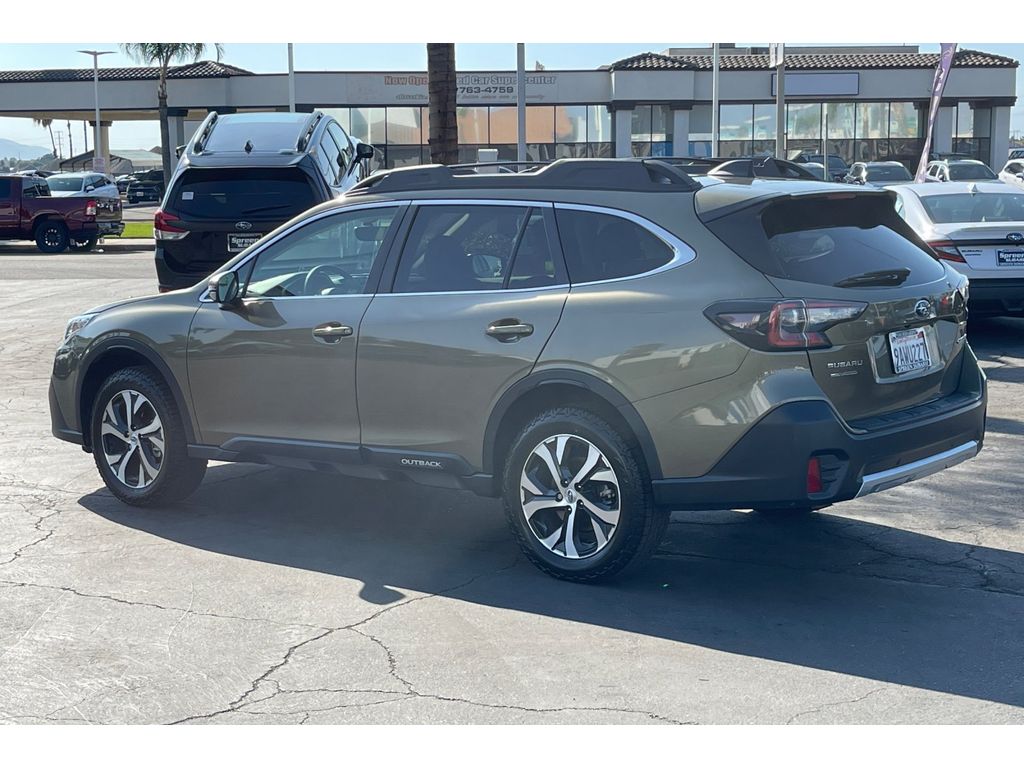 2022 Subaru Outback Limited photo 3