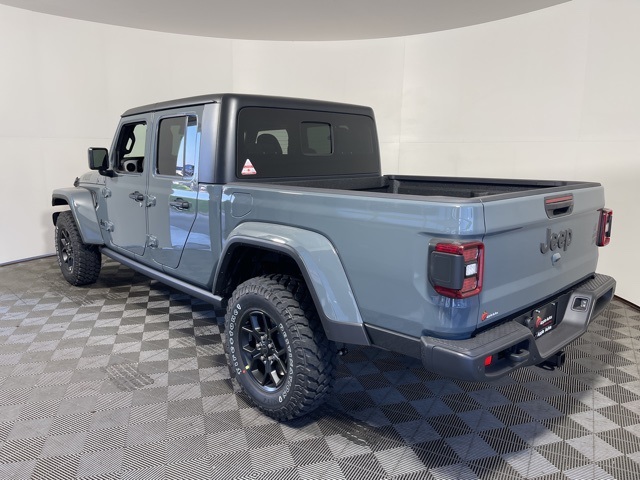 2025 Jeep Gladiator Willys photo 4