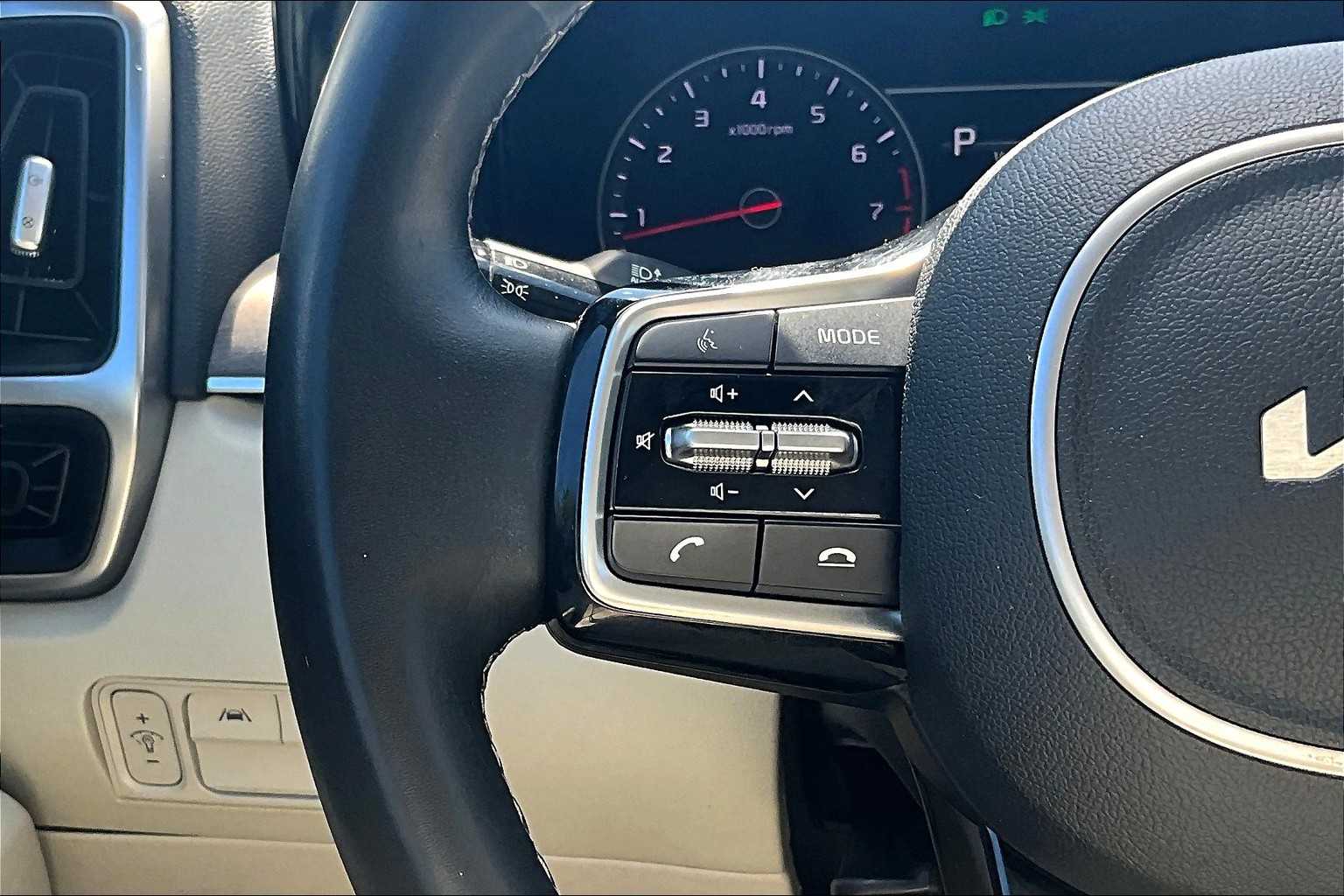 2022 Kia Sorento X-Line S photo 22