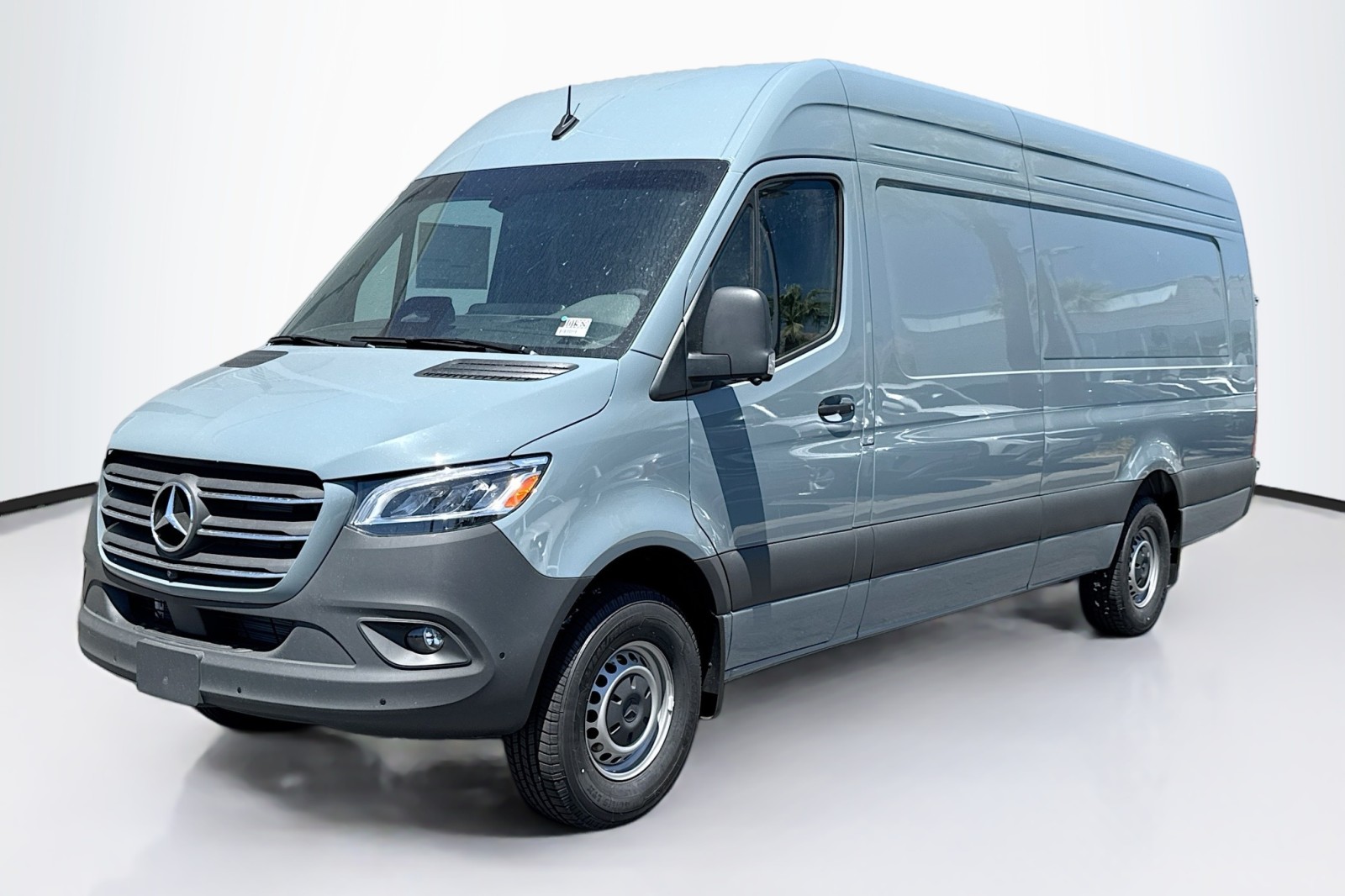 2025 Mercedes-Benz Sprinter Cargo Van Base's photo