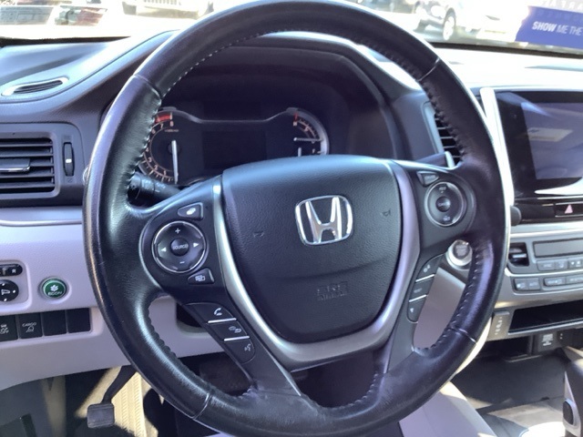 2017 Honda Ridgeline RTL-T photo 14