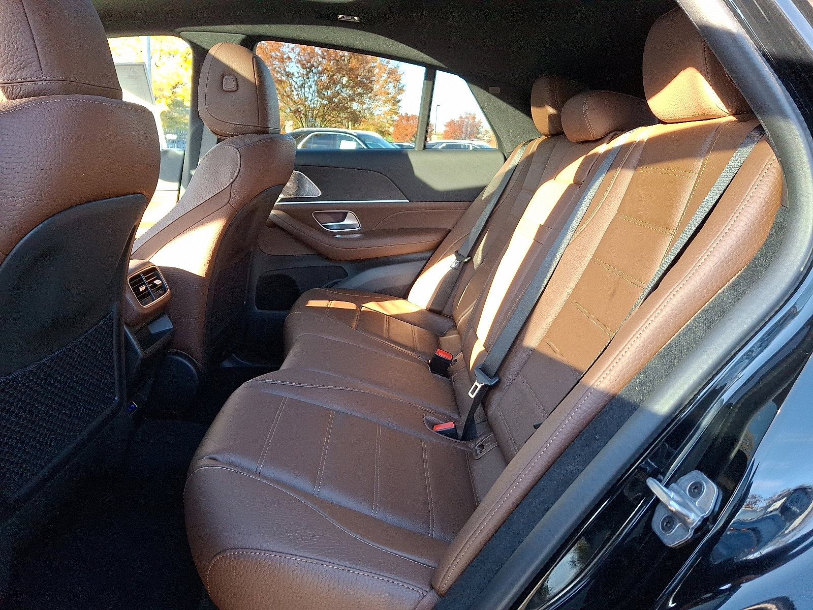 2026 Mercedes Benz GLE 450 4MATIC photo 3