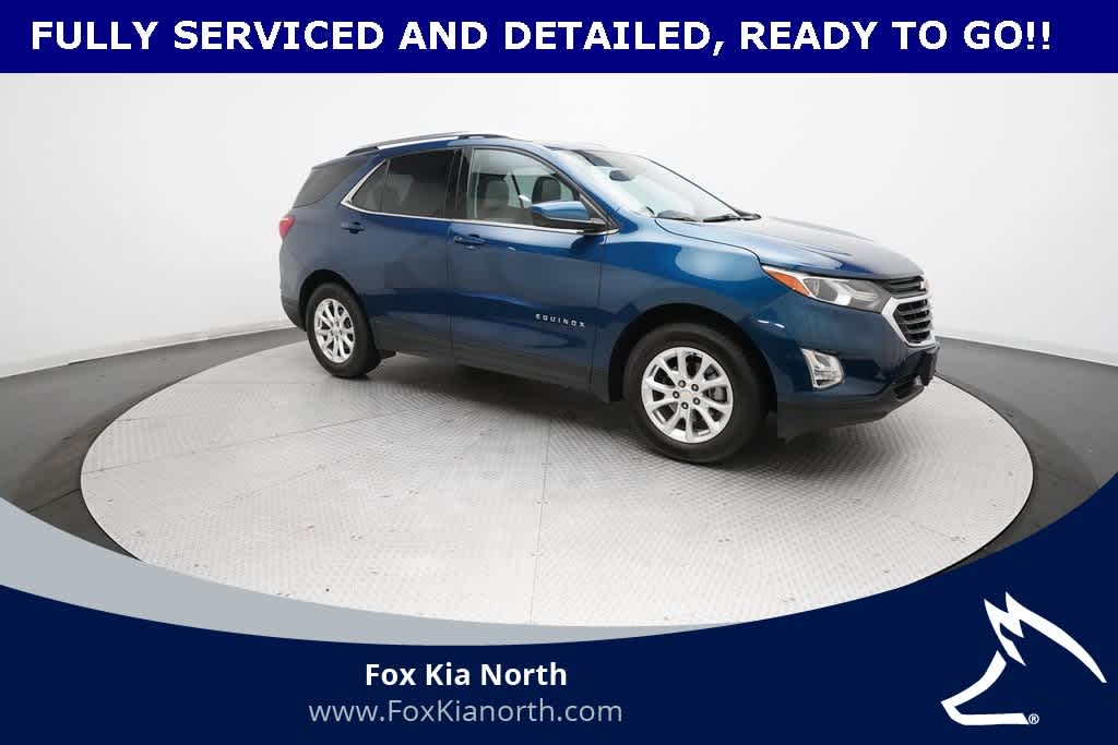 2020 Chevrolet Equinox LT photo 2