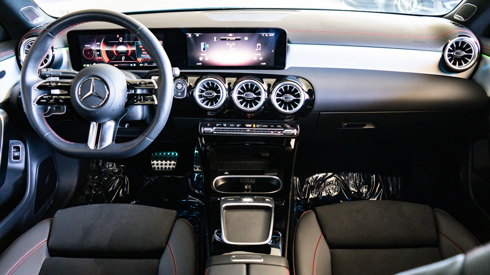 2025 Mercedes Benz CLA 250 photo 20