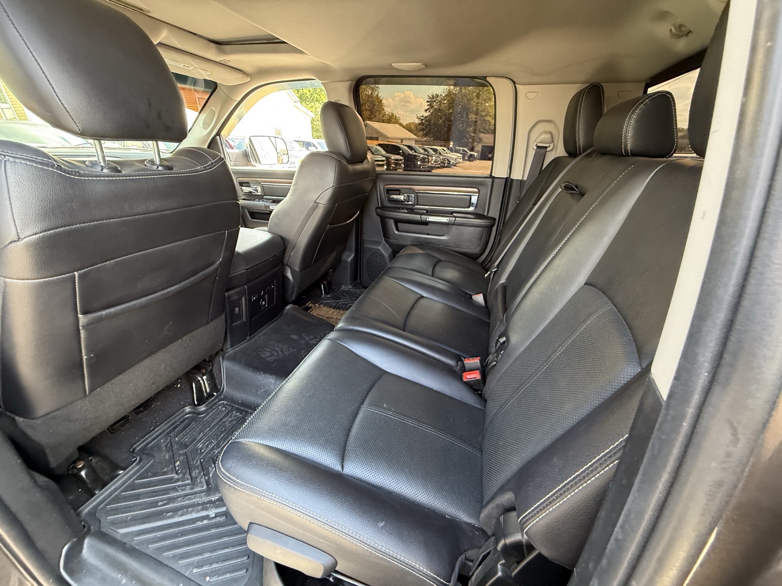 2018 Ram 2500 Laramie photo 25