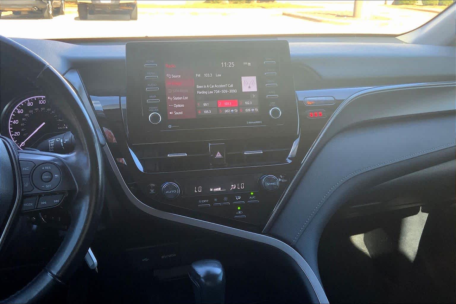 2024 Toyota Camry SE photo 3