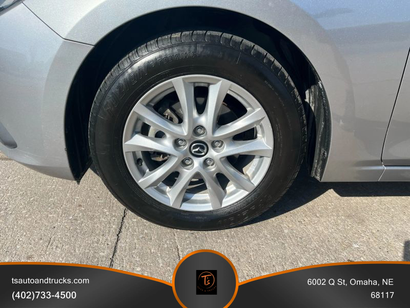 2015 Mazda Mazda3 Touring Sedan photo 10