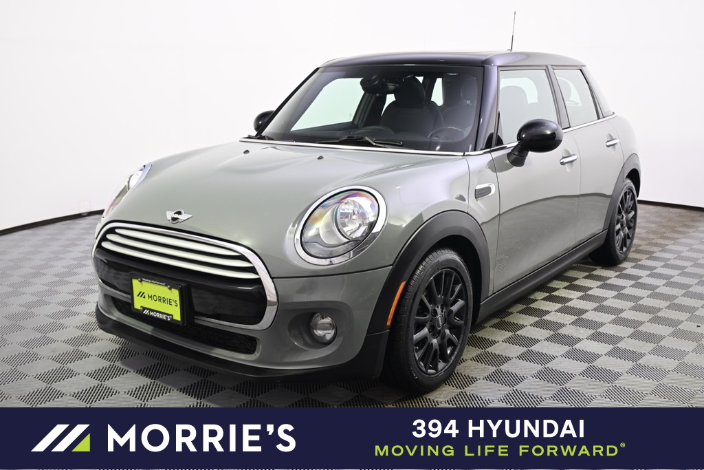 2015 MINI Cooper Base's photo