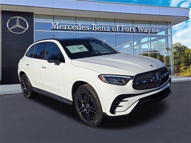 2026 Mercedes-Benz GLC Base's photo