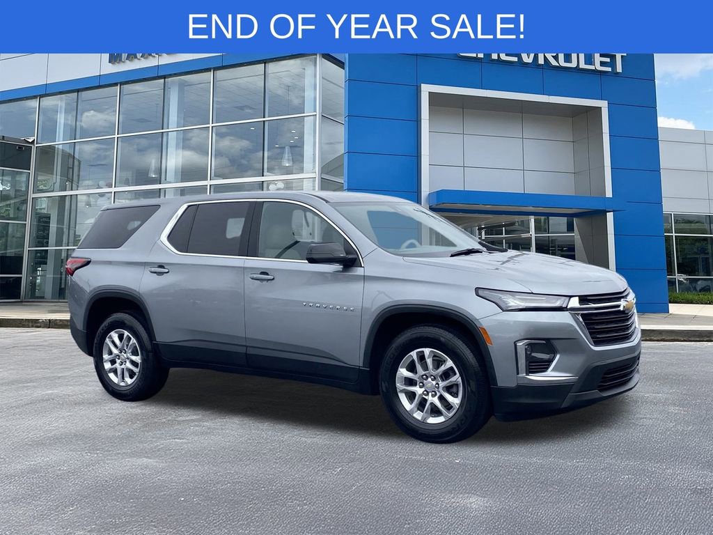2023 Chevrolet Traverse LS's photo