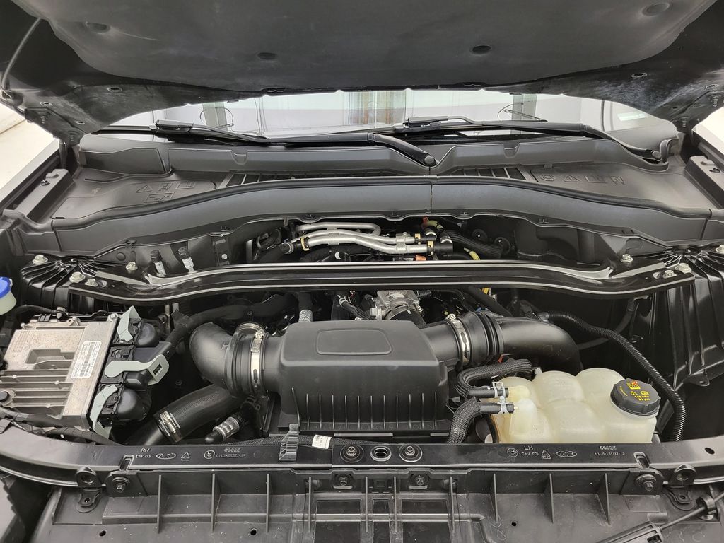 2021 Ford Explorer ST photo 28