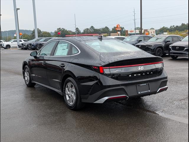 2026 Hyundai Sonata SE photo 3
