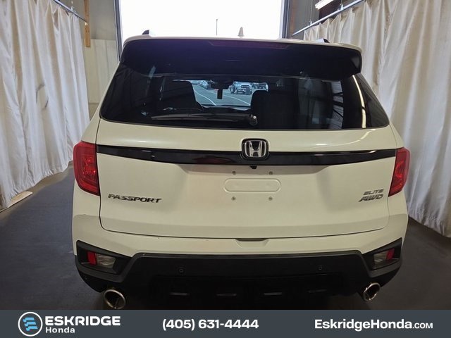 2022 Honda Passport Elite photo 4