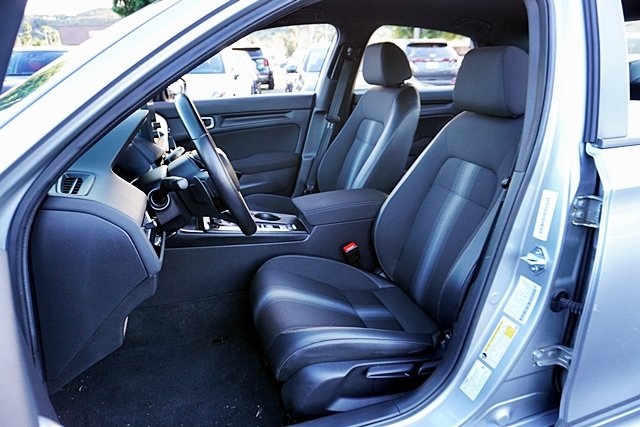 Used 2025 Silver Honda Sport image 13