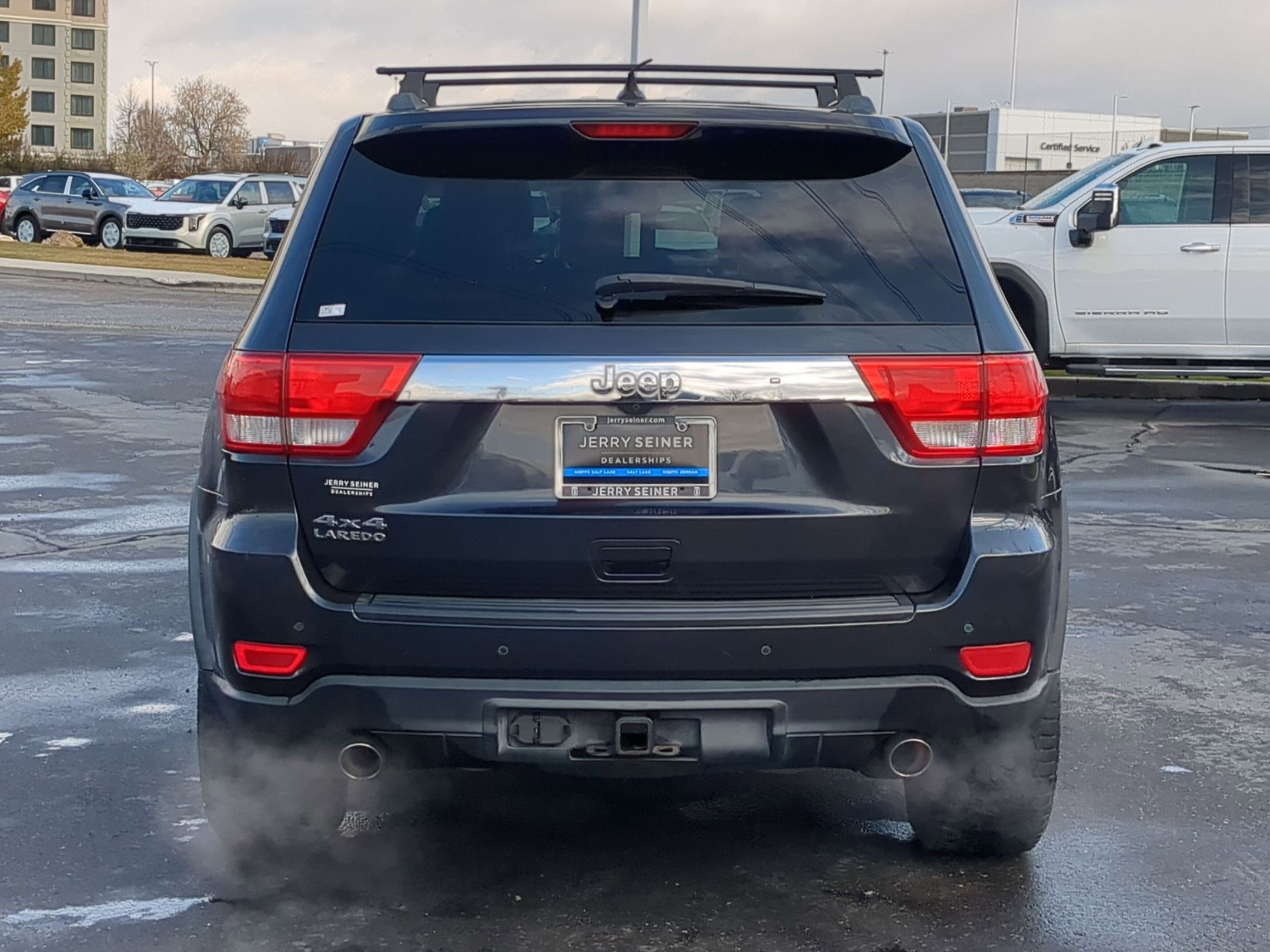2012 Jeep Grand Cherokee Laredo photo 3