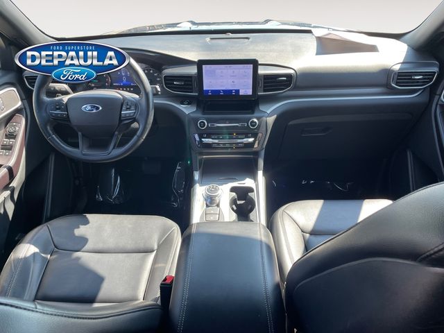 2020 Ford Explorer XLT photo 11