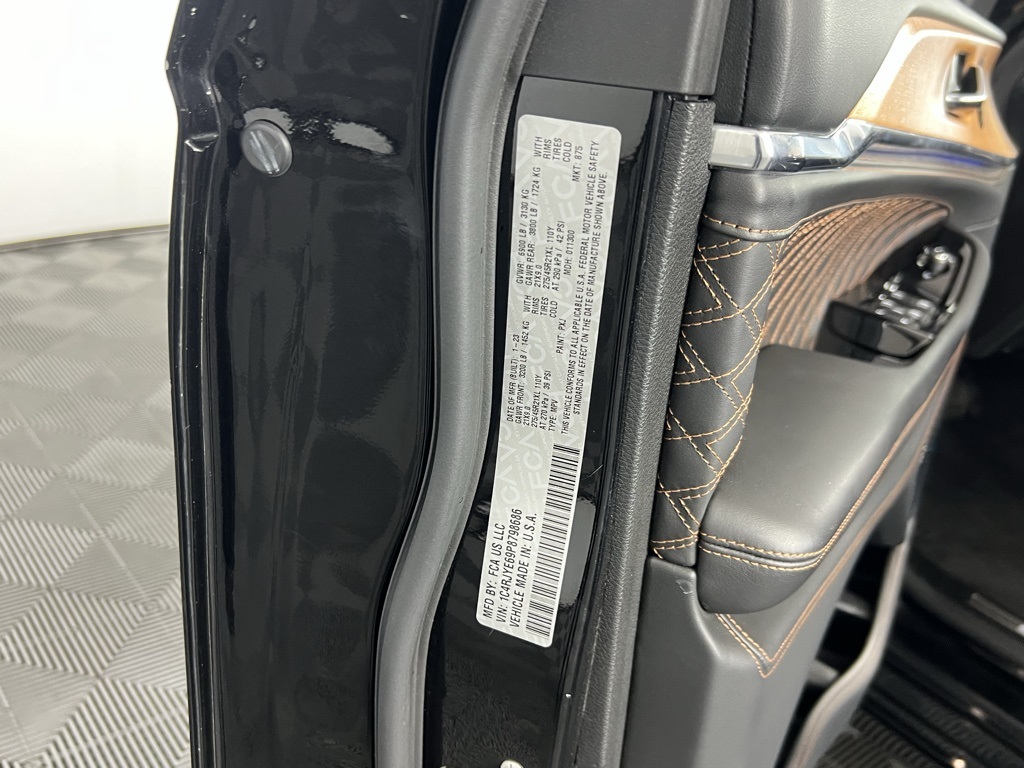 2023 Jeep Grand Cherokee Summit Reserve 4xe photo 31