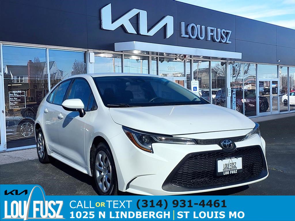 2022 Toyota Corolla LE's photo