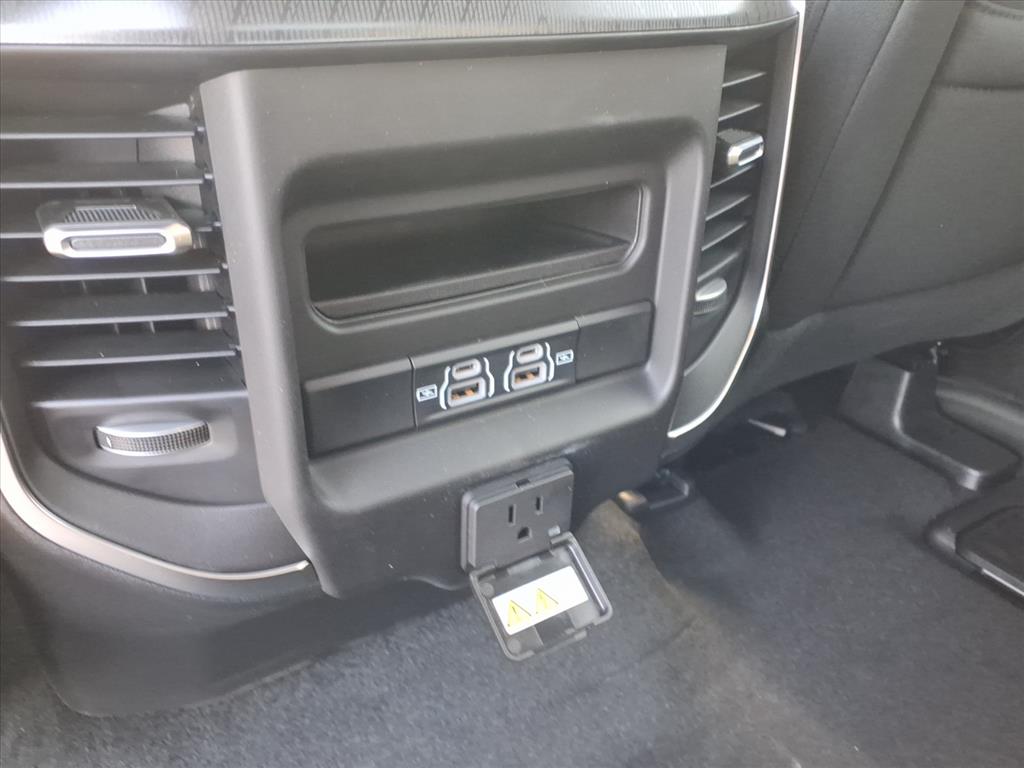 2026 Ram 1500 Big Horn photo 4