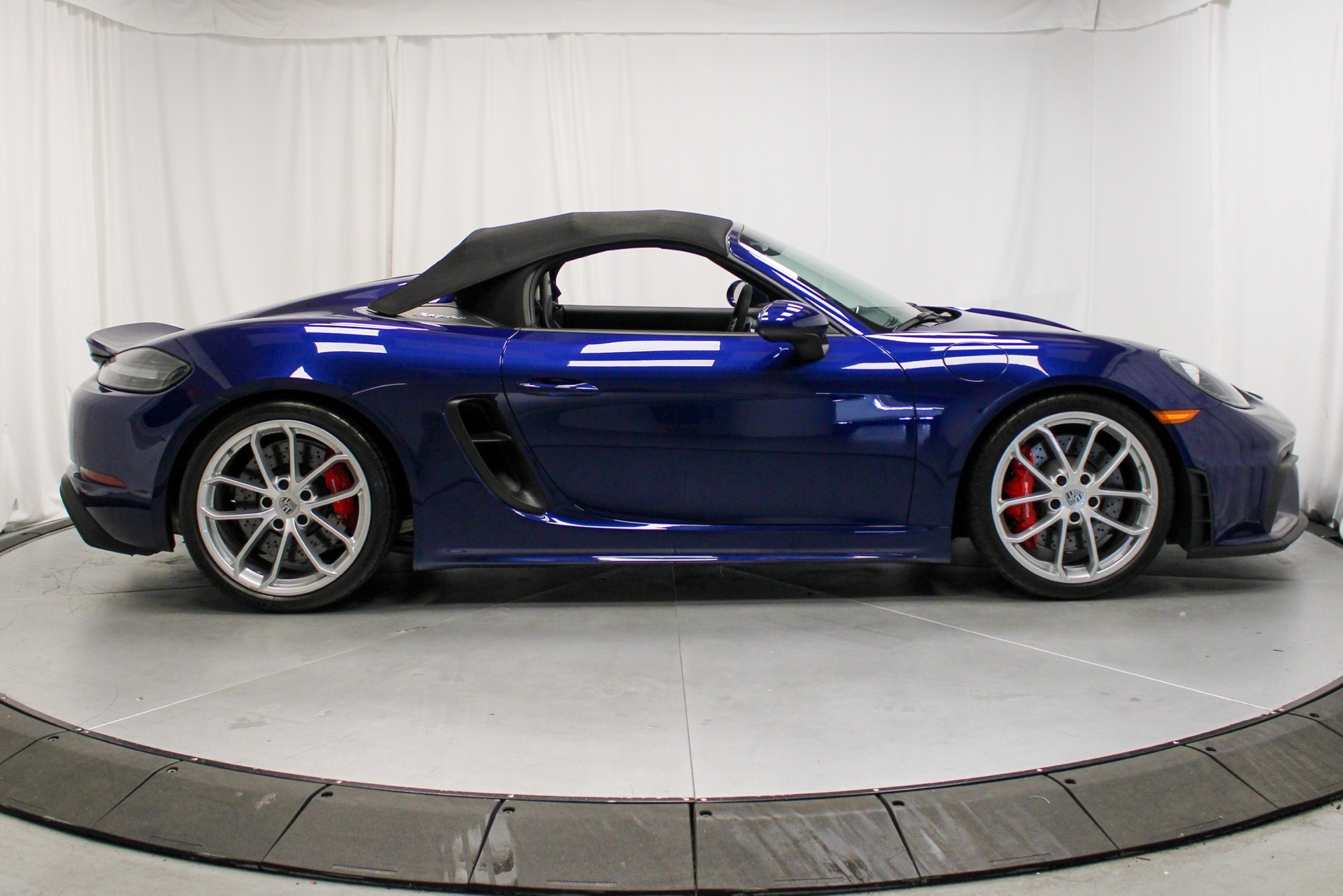 2021 Porsche Boxster Spyder photo 16