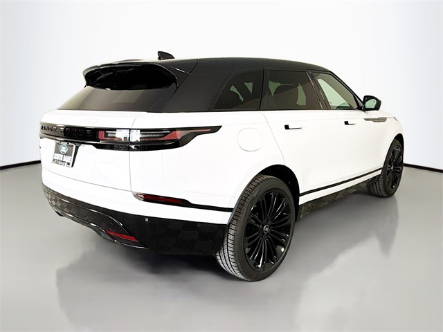 2026 Land Rover Range Rover Velar SE photo 5