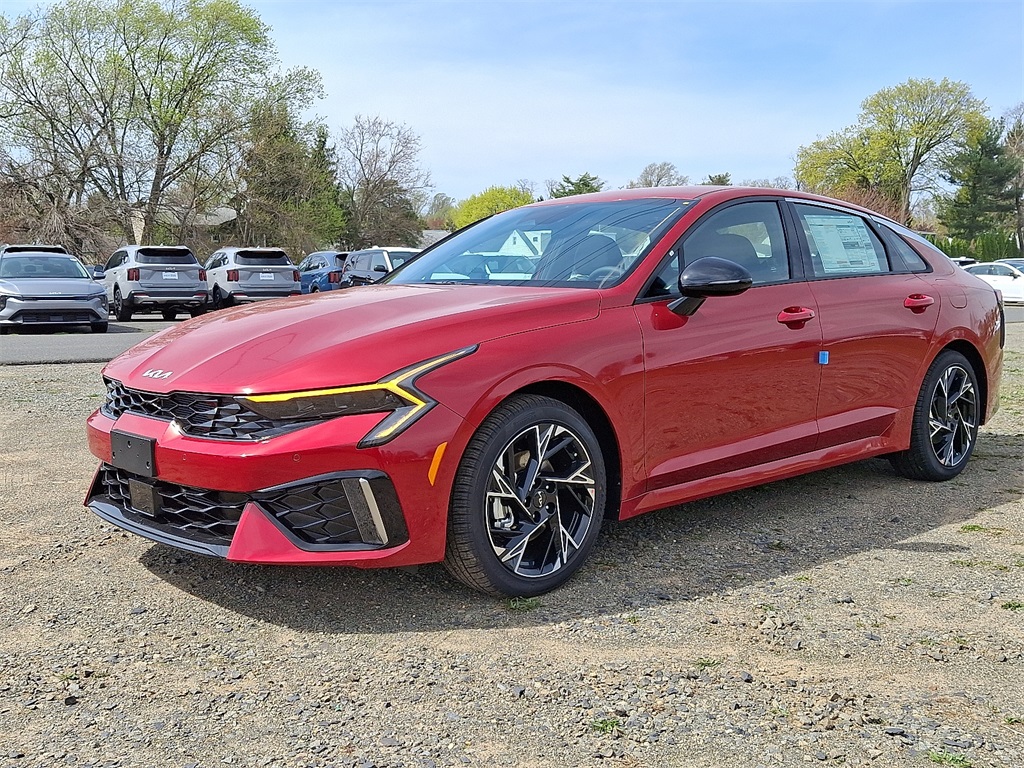 2025 Kia K5 GT-Line photo 3