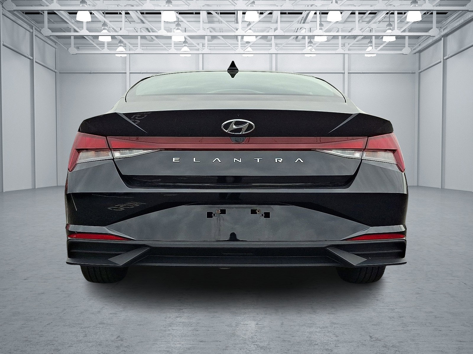 2023 Hyundai Elantra SEL photo 3