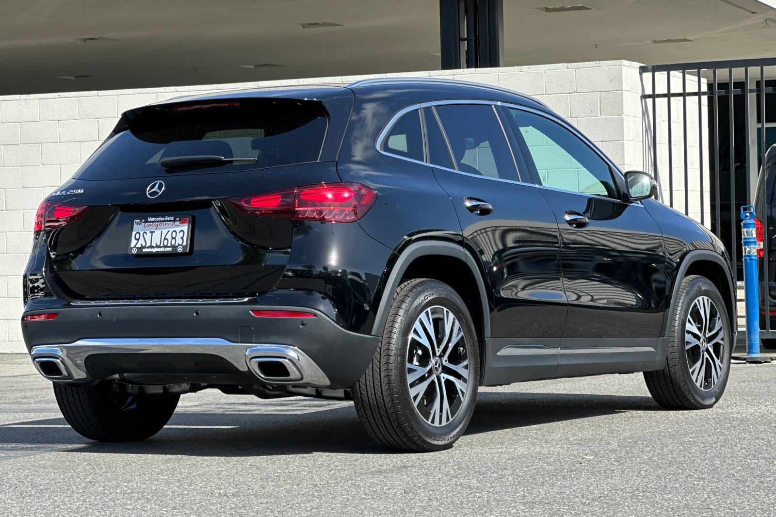 2025 Mercedes Benz GLA 250 photo 4