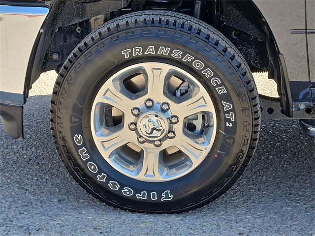 2025 Ram 2500 Big Horn photo 9