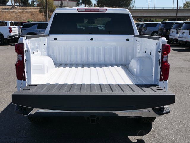2025 Chevrolet Silverado 1500 LT photo 5