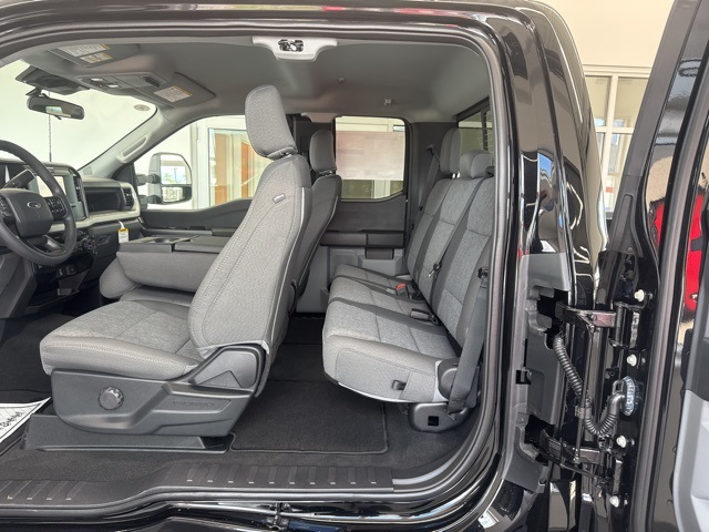 2026 Ford F-350 XL photo 40