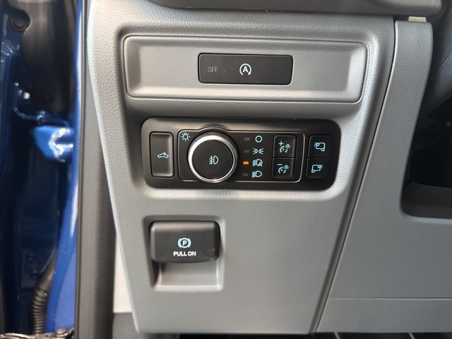 2025 Ford F-150 XLT photo 24