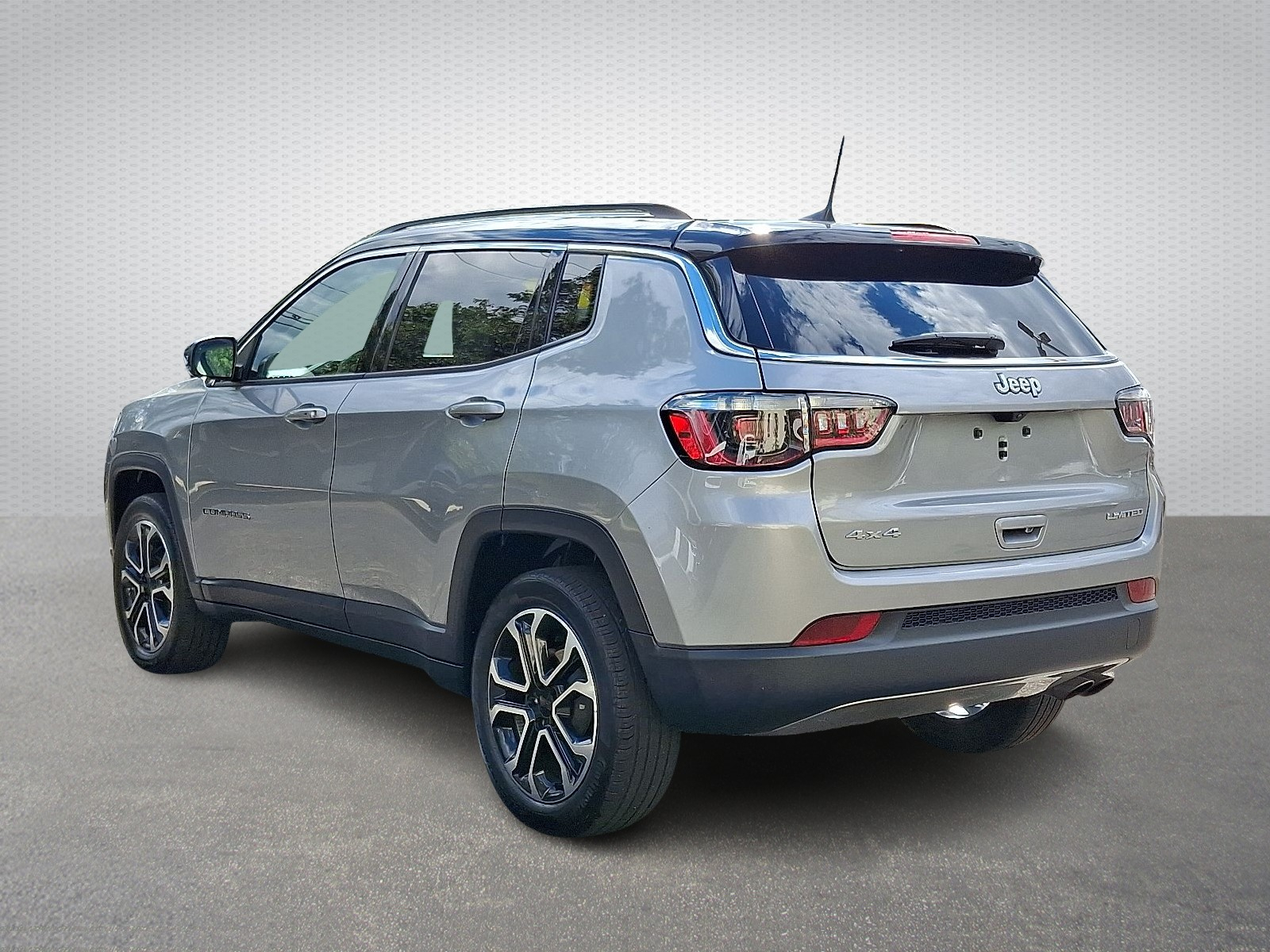 2022 Jeep Compass Limited photo 4