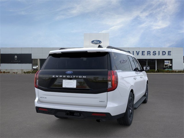 2025 Ford Expedition MAX photo 8